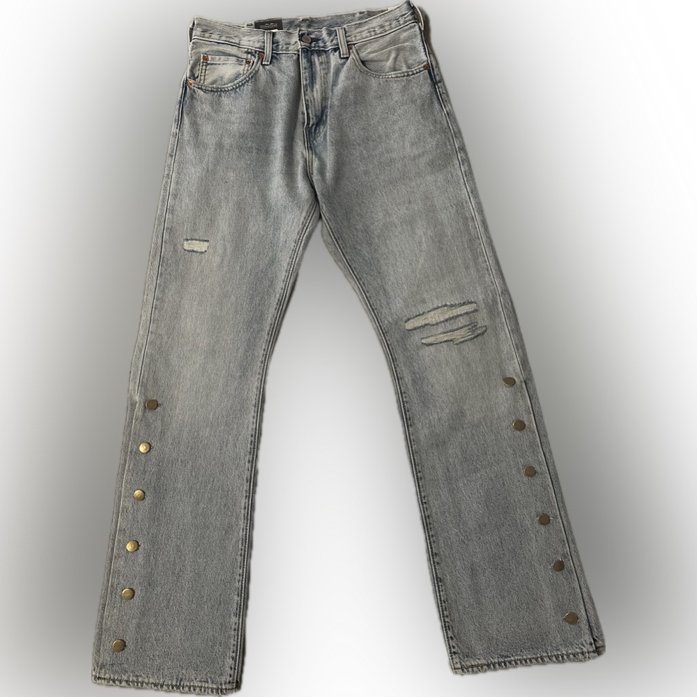 Levi's Light Blue Denim 517 Bootcut Jeans 33x32 
CUSTOM, Alan Jackson Inspired